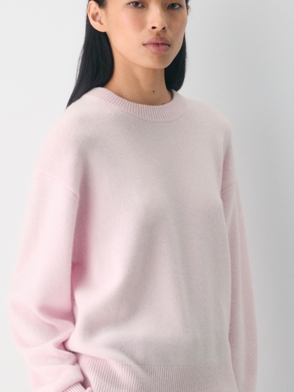 Aritzia Relaxed Crewneck Sweater - Pale Pink